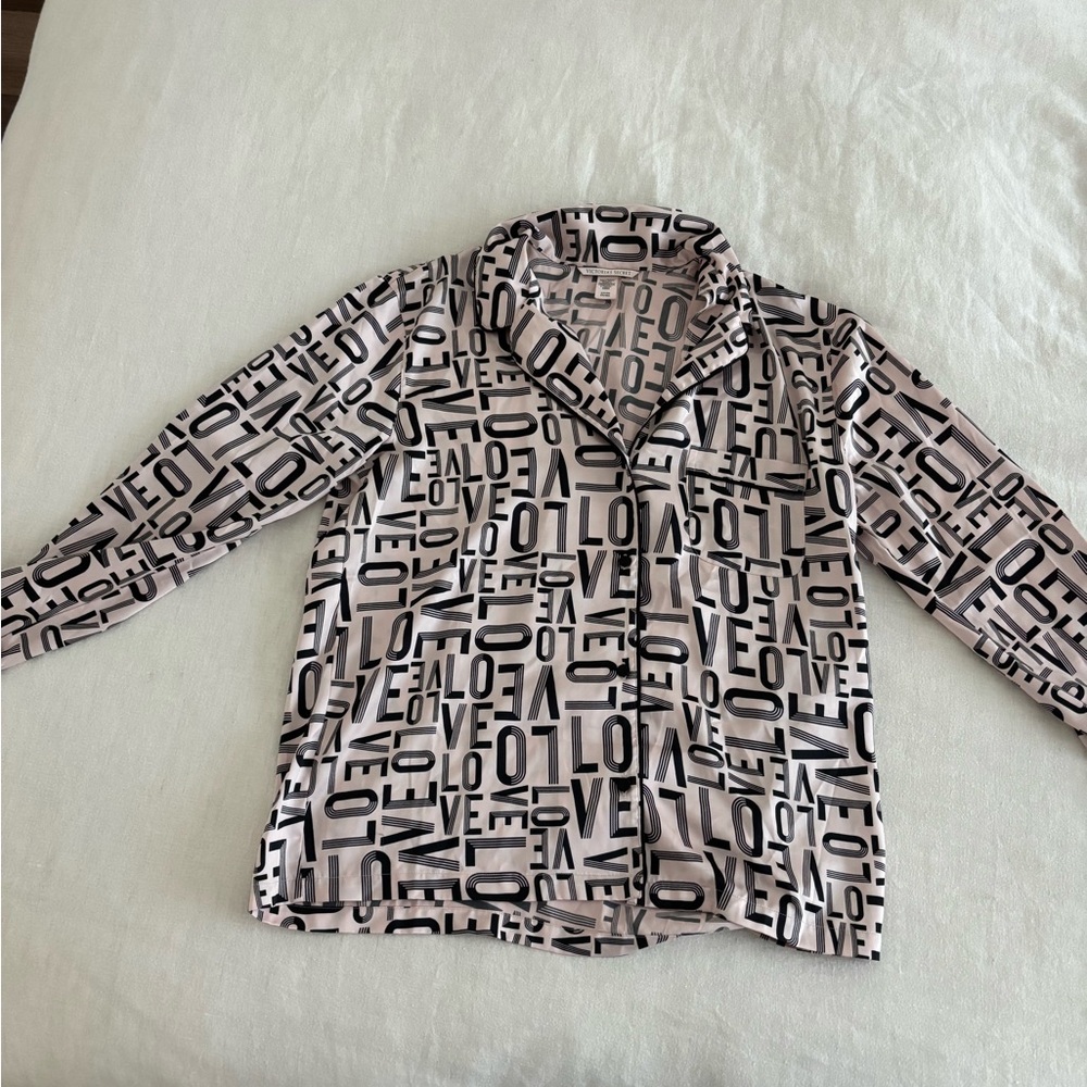Victoria's Secret Black and Pink Pajama Top